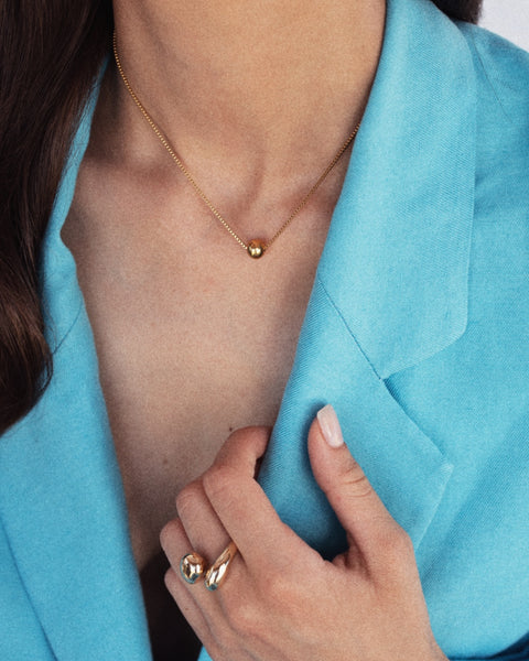 <transcy>DOIA NECKLACE</transcy>